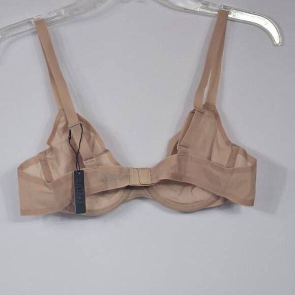 Skims underwire bra Nwt - Picture 4 of 9